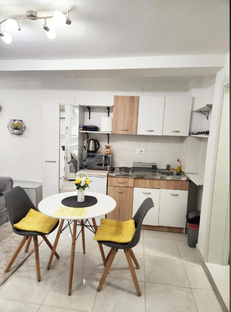 Apartment Marina Kotor Luaran gambar